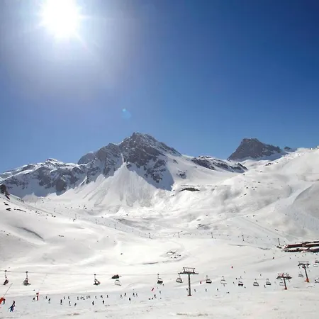 Val Claret S 2/3 Val Claret * Tignes